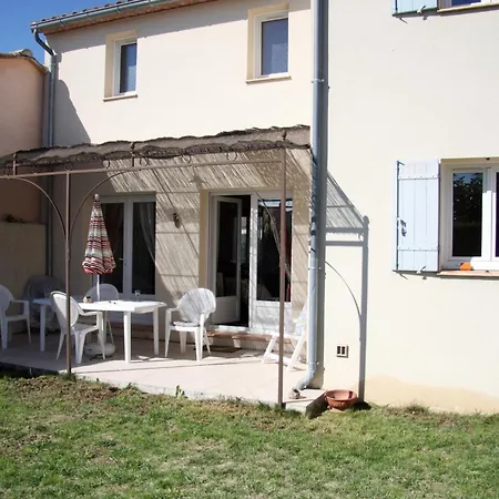 St-quentin La Poterie Cloturee Pour 4 Pers Avec Jardin Сasa de vacaciones Saint-Quentin-la-Poterie