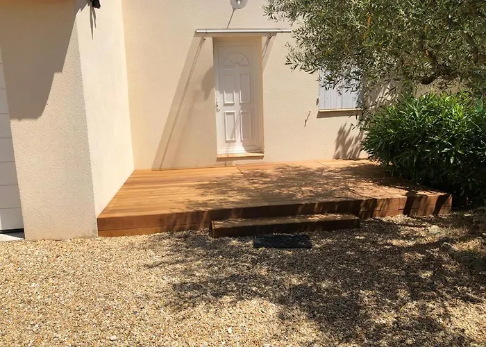 St-quentin La Poterie Cloturee Pour 4 Pers Avec Jardin 別荘 サン・カンタン・ラ・ポテュリ